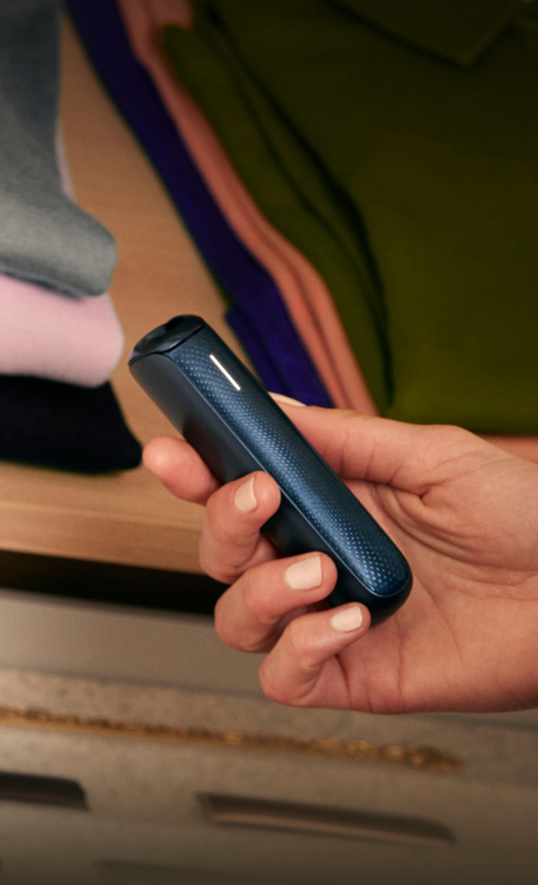 Ploom AURA プルーム・オーラ(価格2980円)、Ploom CUBE プルーム